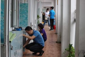 Hà Nội cho tạm dừng đến trường đối với học sinh các khối từ lớp 1 đến lớp 6 của 12 quận cho đến khi có thông báo mới